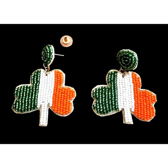 Shamrock Earrings Beaded  Handmade St Patricks Day Parade Party New Gree… - Picture 1 of 9
